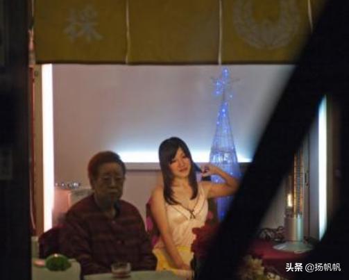 高级风俗店av下载,AV下载背后的秘密与启示