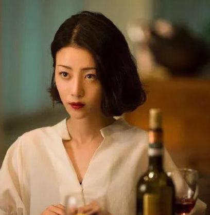 国民老公电视尘落,尘落传奇，青春逆袭之路